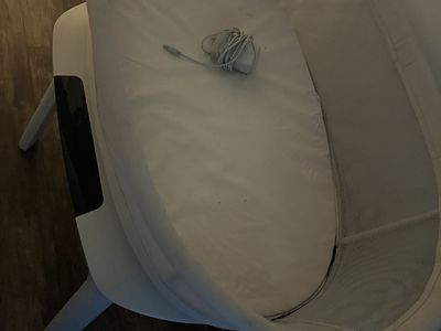 SNOO Smart Sleeper Bassinet by Happiest Baby with Power Adapter and Sheet