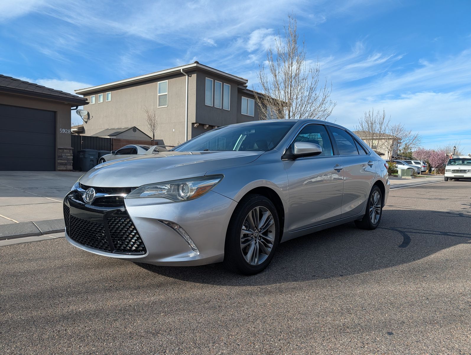 2015 TOYOTA CAMRY SE