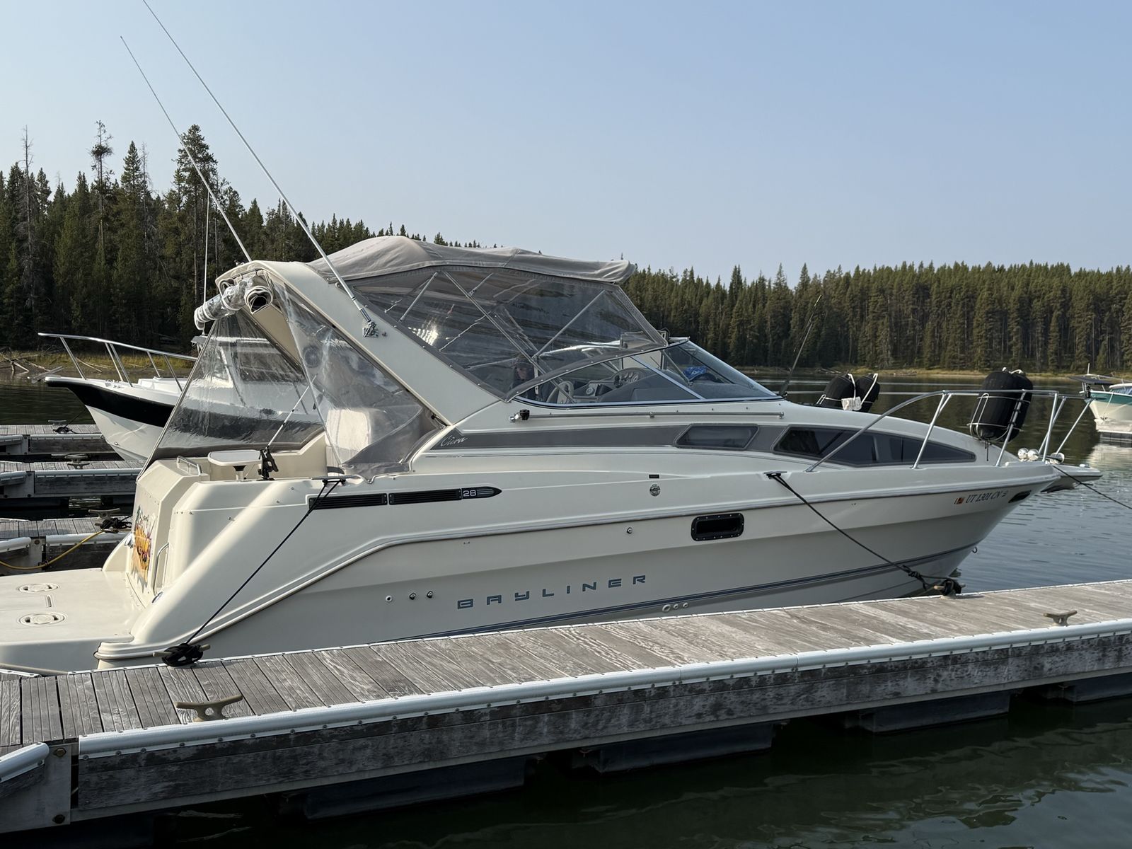 1996 Bayliner Ciera 2855 Cabin Cruiser