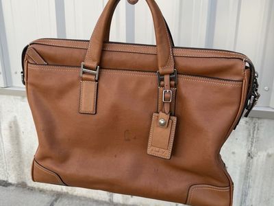 Tumi Briefcase - Luggage Overnight attache