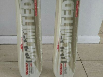 Mens Volkl 163 cm All Mtn Skis Adjustable Bindings