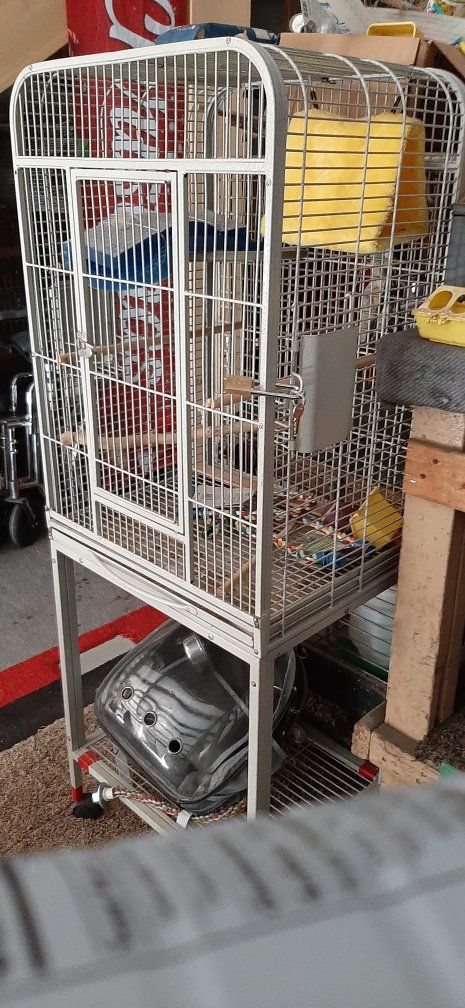Various good cages available