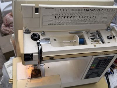 Kenmore SensorSew 70 Sewing Machine - Vintage, Computerized, Utility & Decorative Stitches