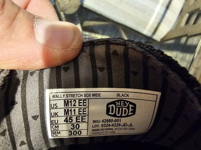 HEY DUDE size 12