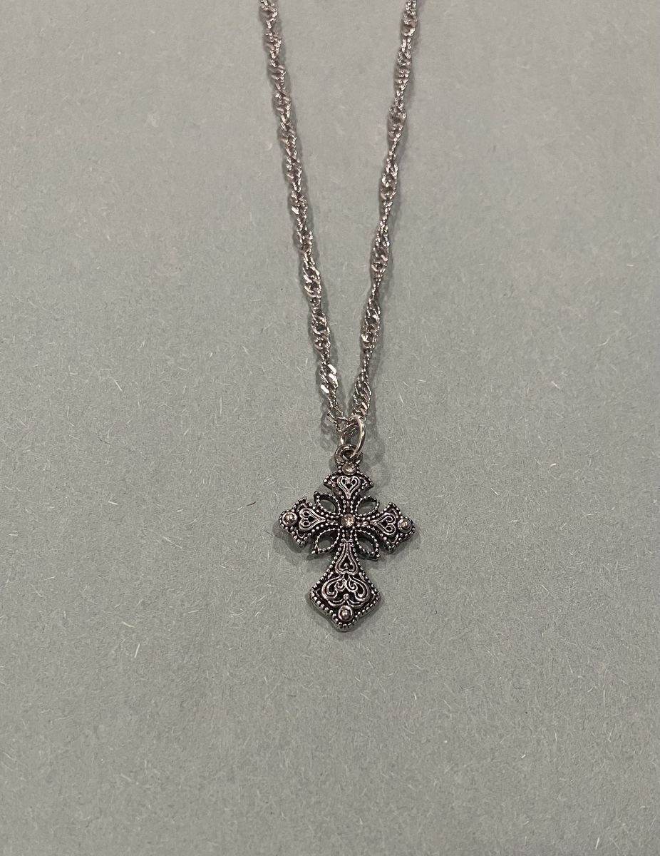 Silver Toned Gothic Style Cross Pendant Necklace