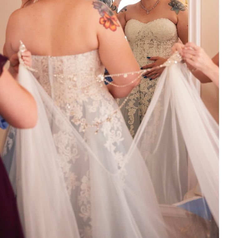 Tulle Cape with Jewelry