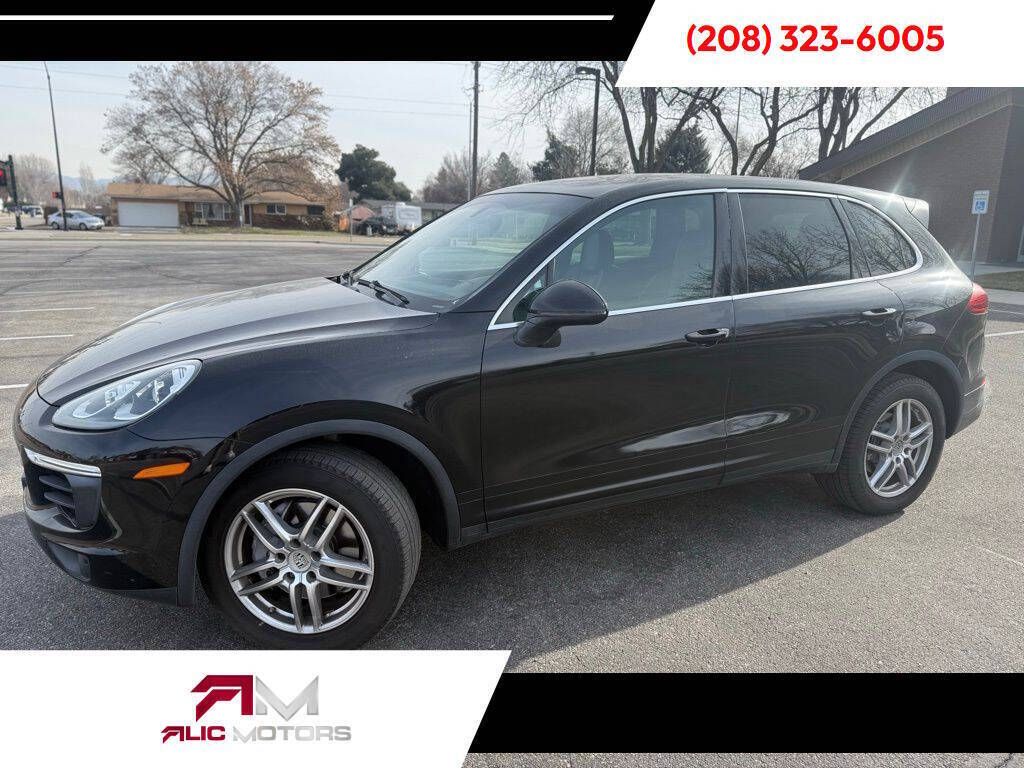 2016 Porsche Cayenne Base