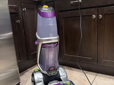 Bissell ProHeat 2X Revolution Pet Pro Upright Carpet Cleaner