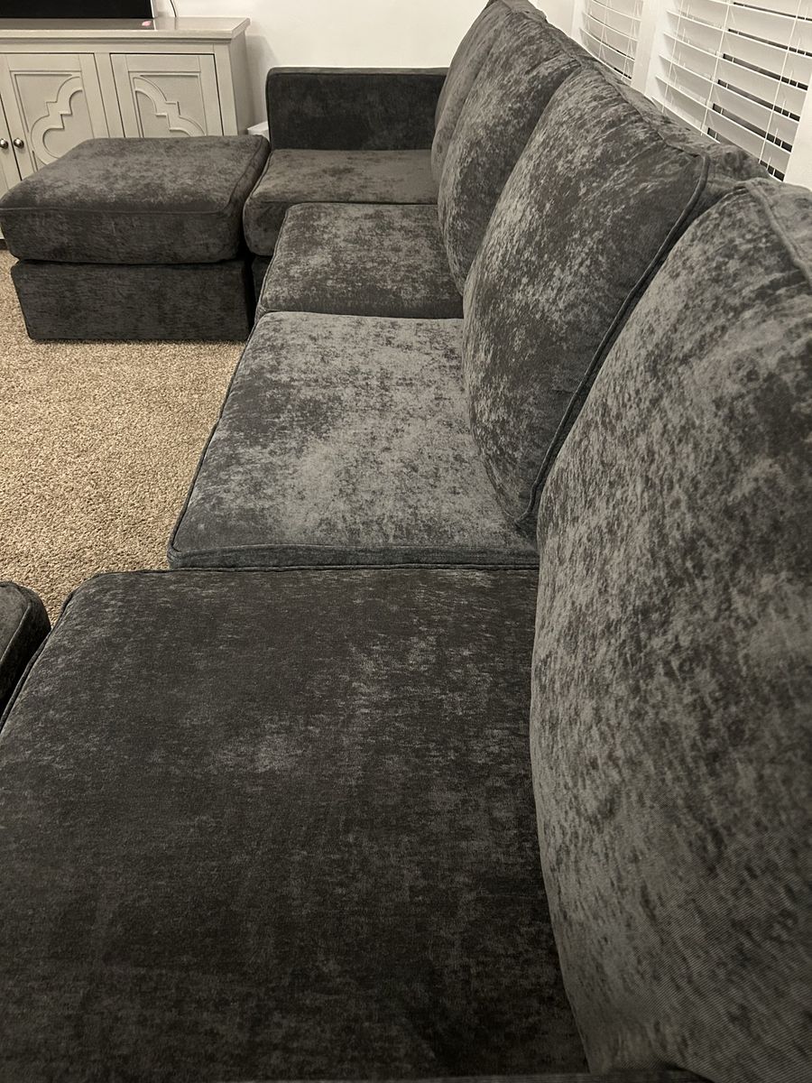Main image 5