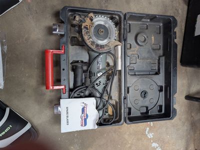 TwinCut Power Saw Twin Cut Technology Electric Dual Blade Saw with Case & Spare Blades