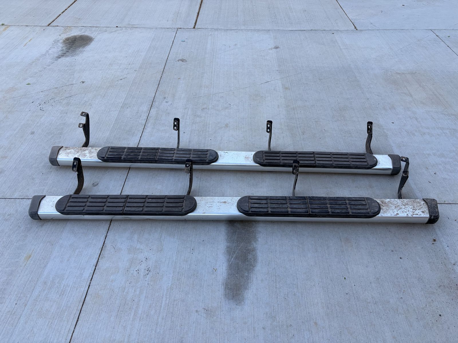 Toyota Tundra Double Cab Running Boards Side Steps OEM Aluminum - Used