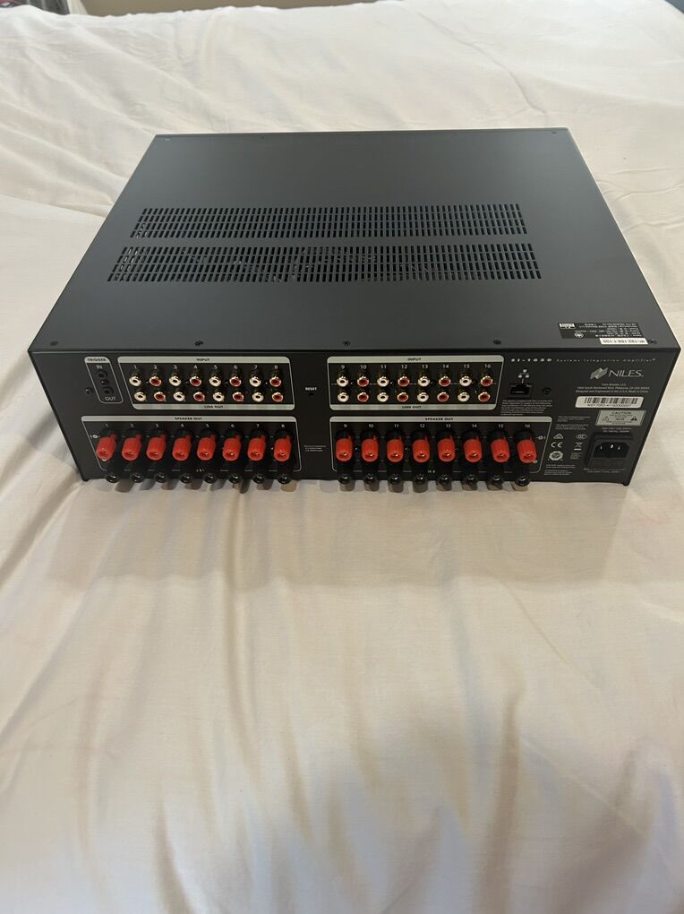 Niles Si-1650 16 Channel Amplifier Amp