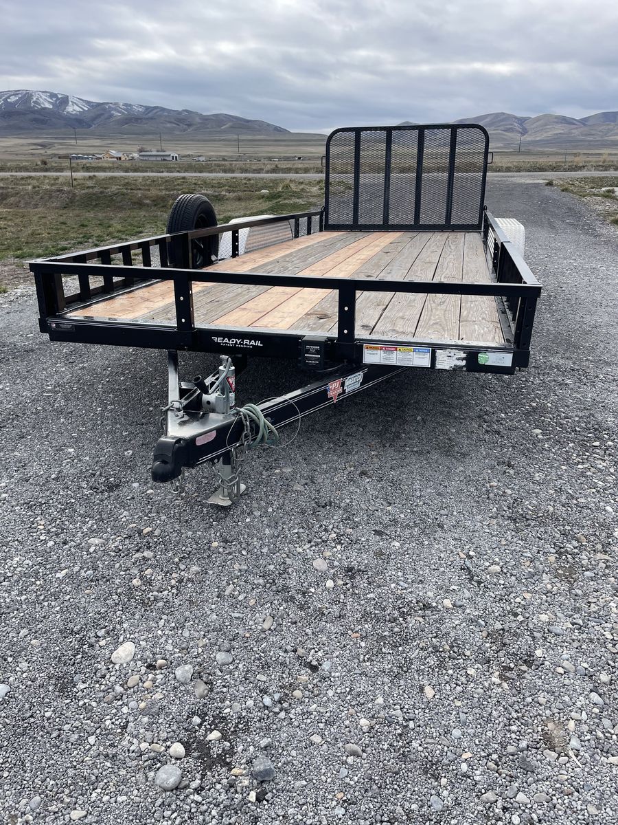 PJ 7x20 UtilityTrailer