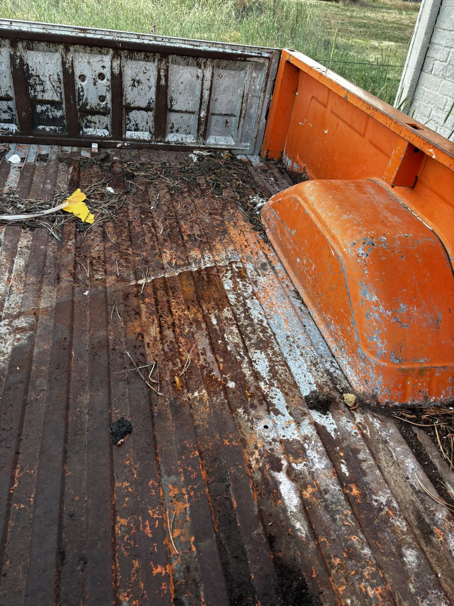 Main image 7