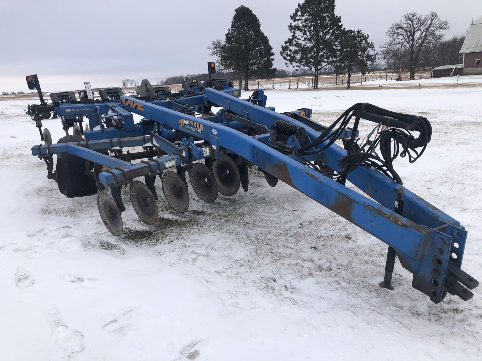 DMI/Case Ecolo Tiger 527 Disk Ripper