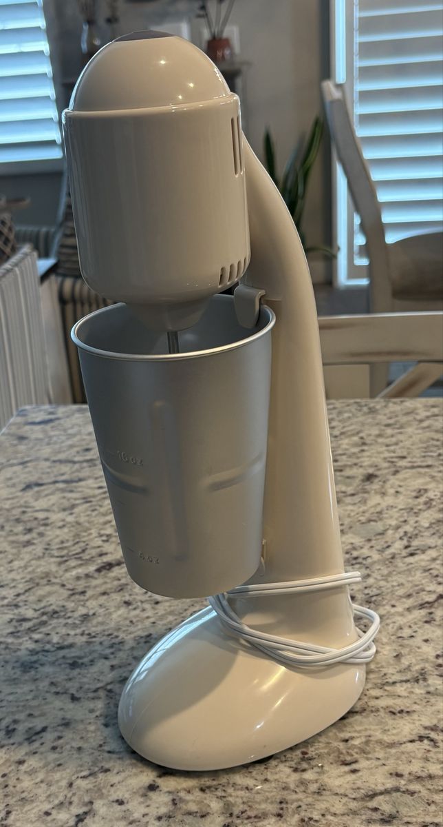 Main image 2