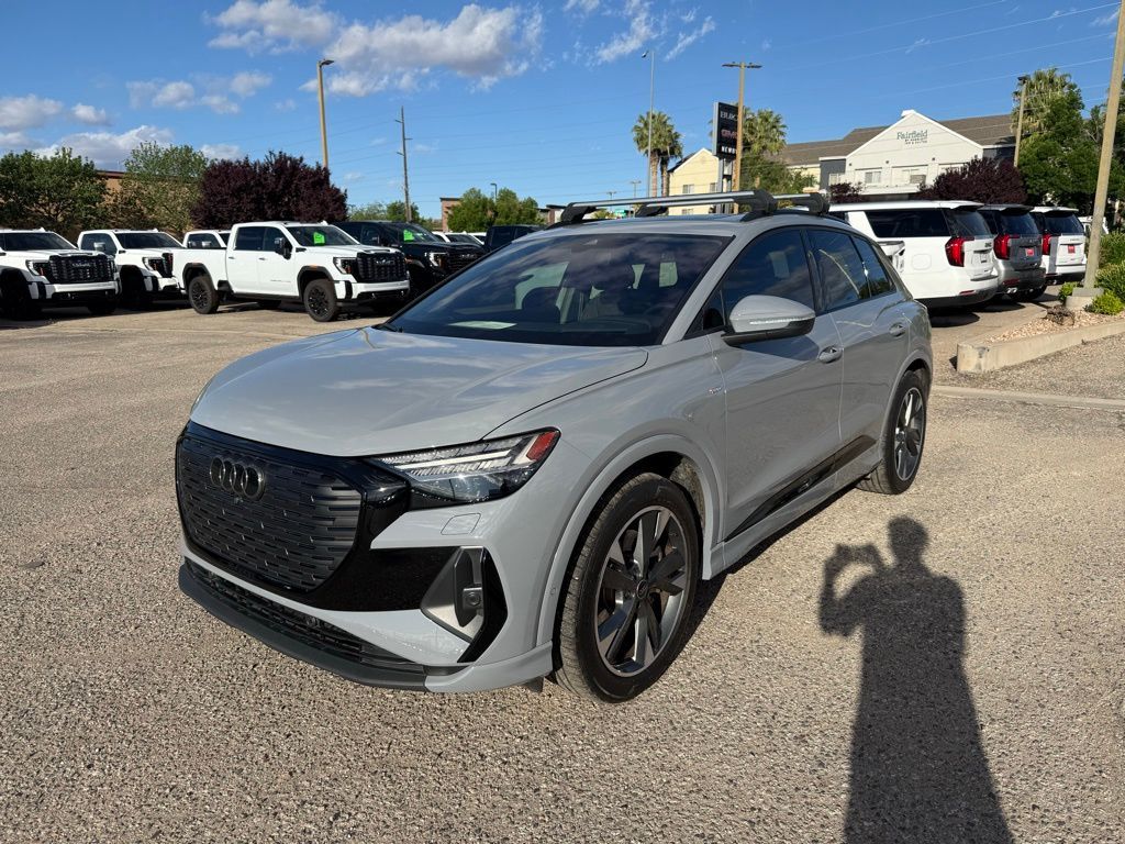 2024 Audi Q4 e-tron quattro Prestige 55