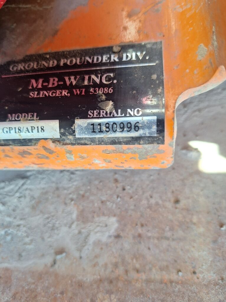 MBW 18 X 22.5 PLATE COMPACTOR