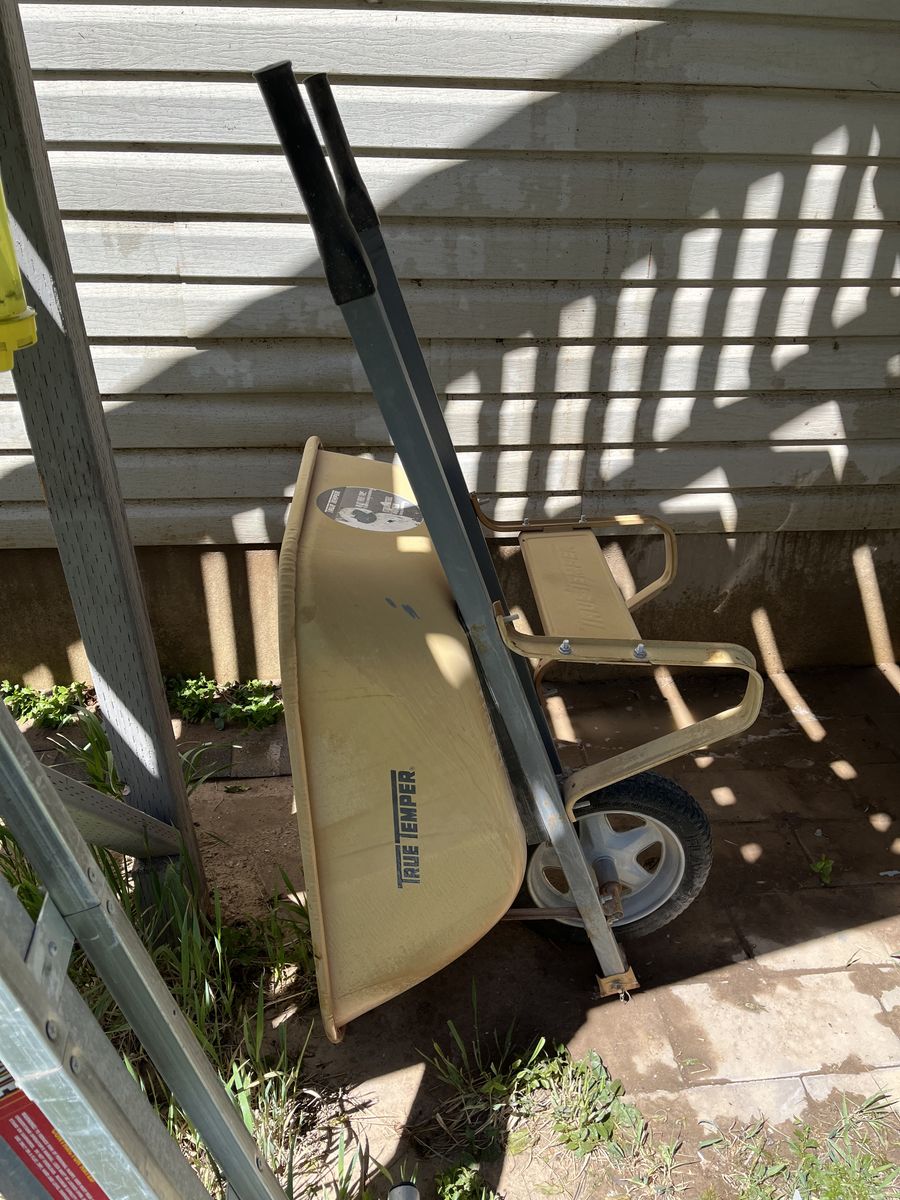 Free Wheelbarrow