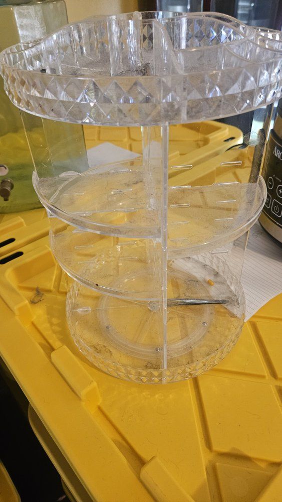 Clear Acrylic Rotating Makeup Organizer - 3-Tier Storage for Cosmetics & Jewelry