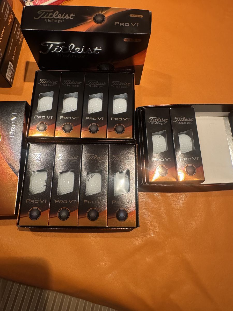 Titleist ProV1 2023