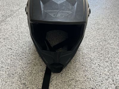 Fly Racing Kinetic Matte Black Motocross / Dirt Bike Helmet