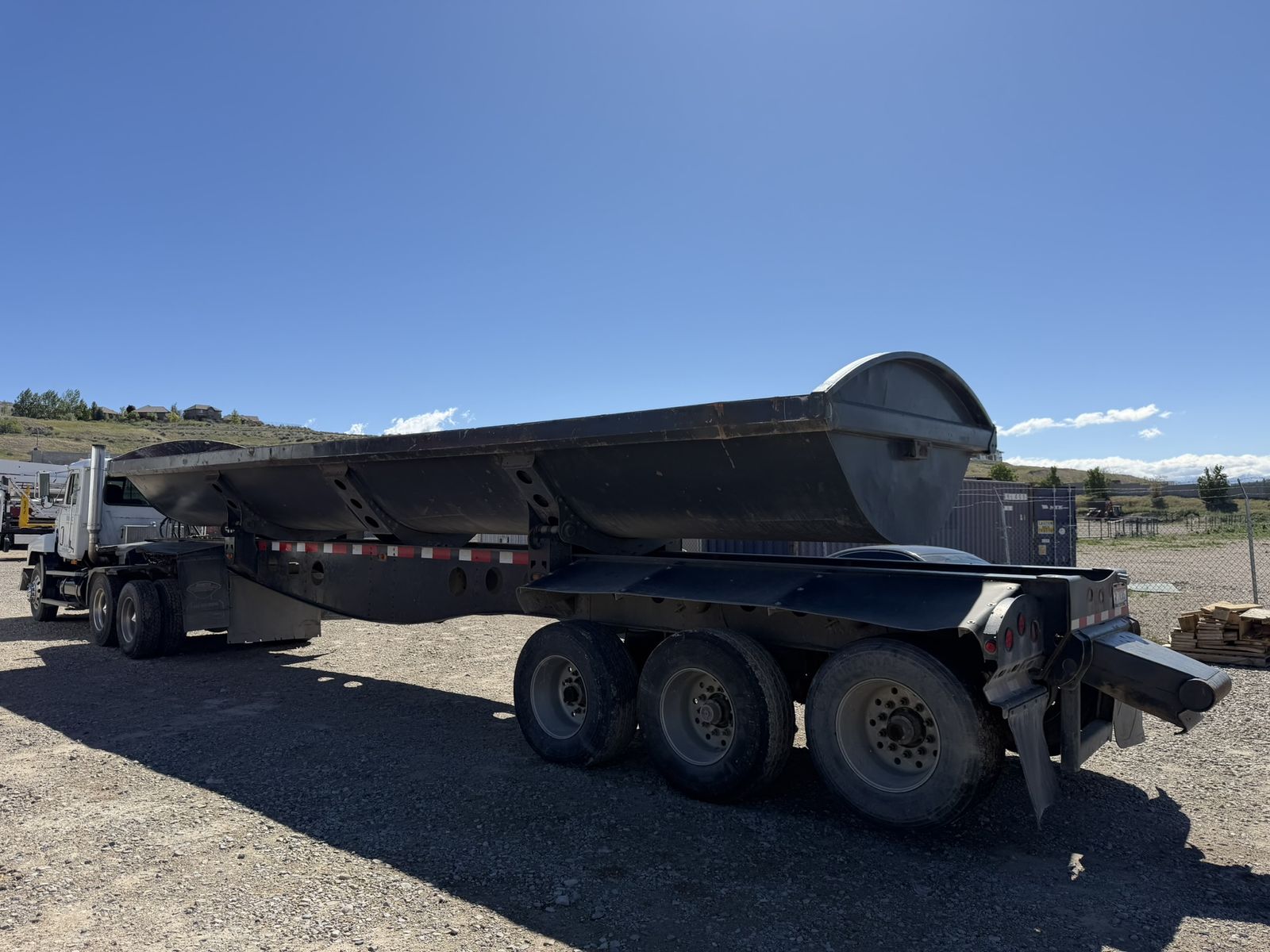 2017 SIDE DUMPER TRIPLE AXLE SIDE DUMP TRAILER