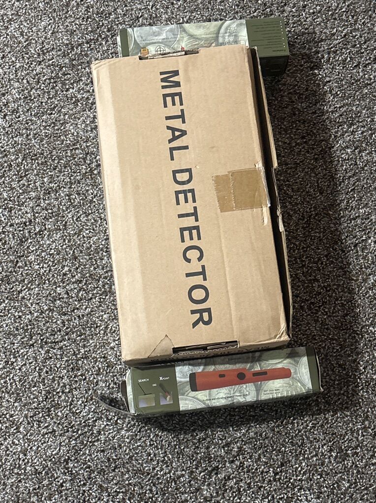 Metal Detector With 2 Pinpointers New