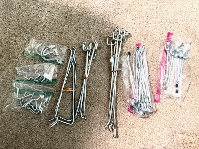 29 Assorted 3/16-inch Heavy Duty pegboard hooks