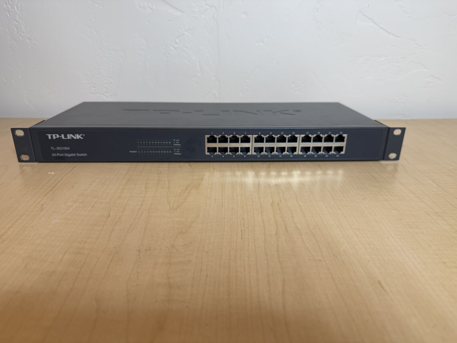 TP-Link 24 Port Gigabit Switch