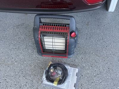 Mr. Heater Buddy Portable Propane Radiant Heater F232000 with Hose Assembly for 20 lb tank. Cash only