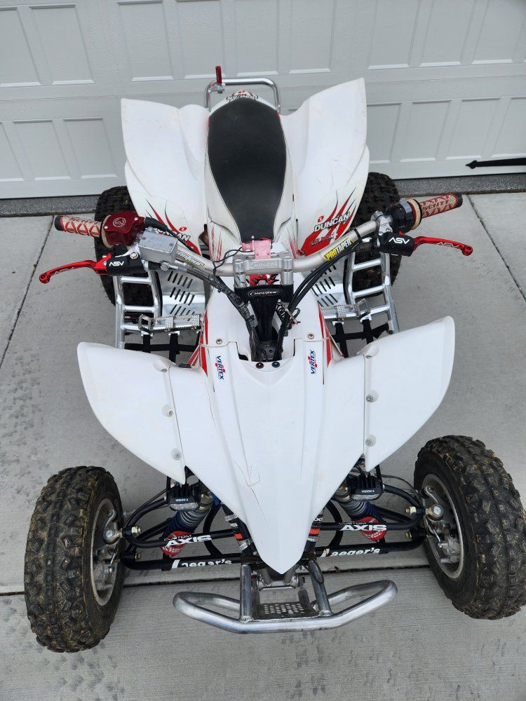Main image 6