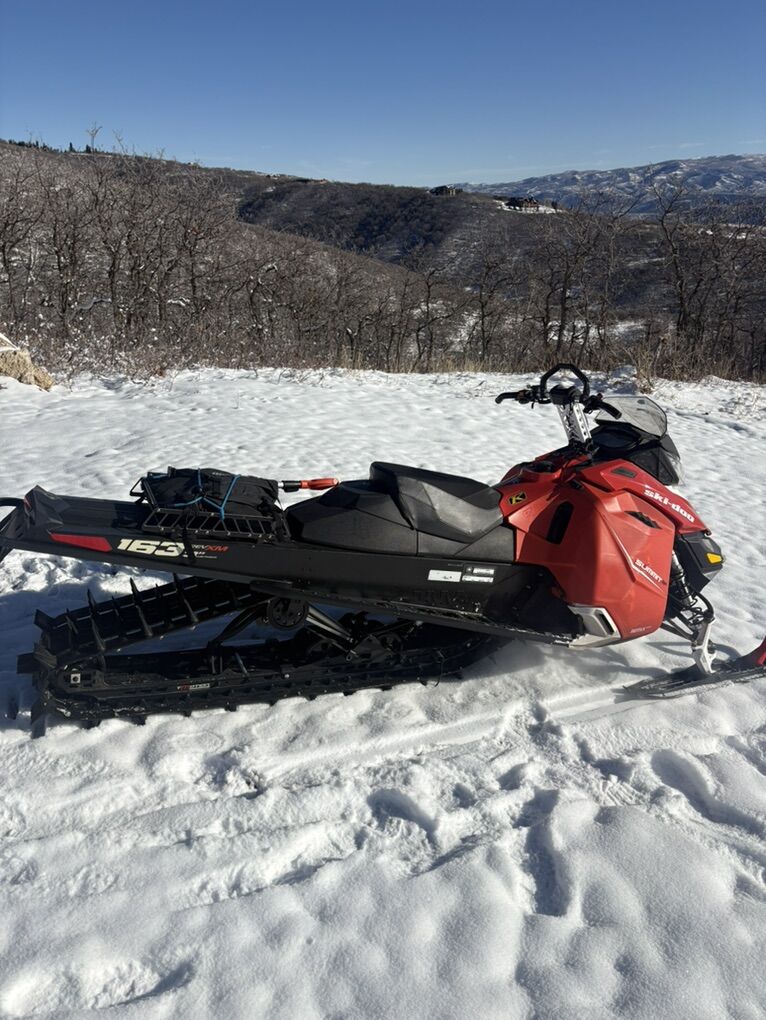 2016 Skidoo 800