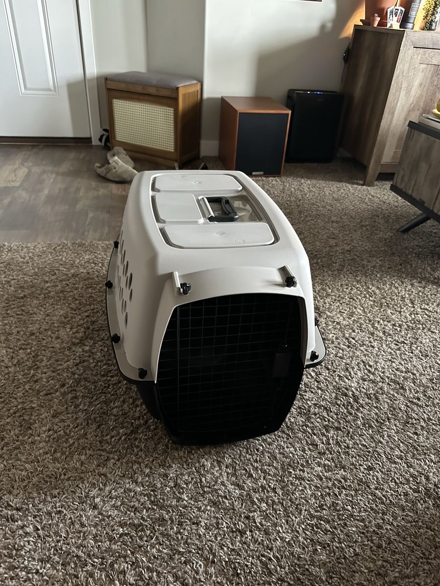 Pet Crate (15-20lb)