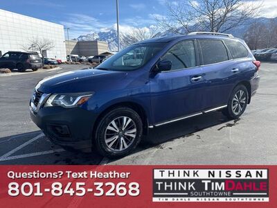 2017 NISSAN PATHFINDER S
