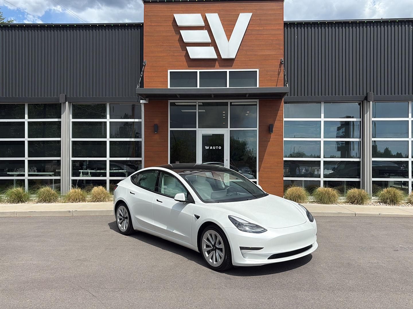 2021 Tesla Model 3 Standard Range Plus