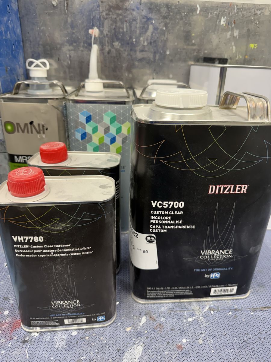Ditzler VC5700 Custom Clear & VH7780 Custom Clear Hardener