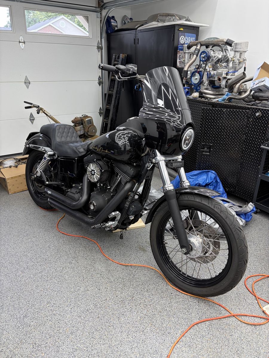 06 Harley Davidson Dyna Street Bob