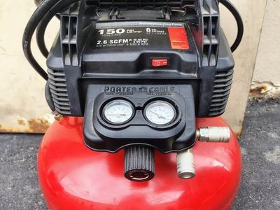 Porter-Cable 6-Gallon Pancake Air Compressor - model C2002