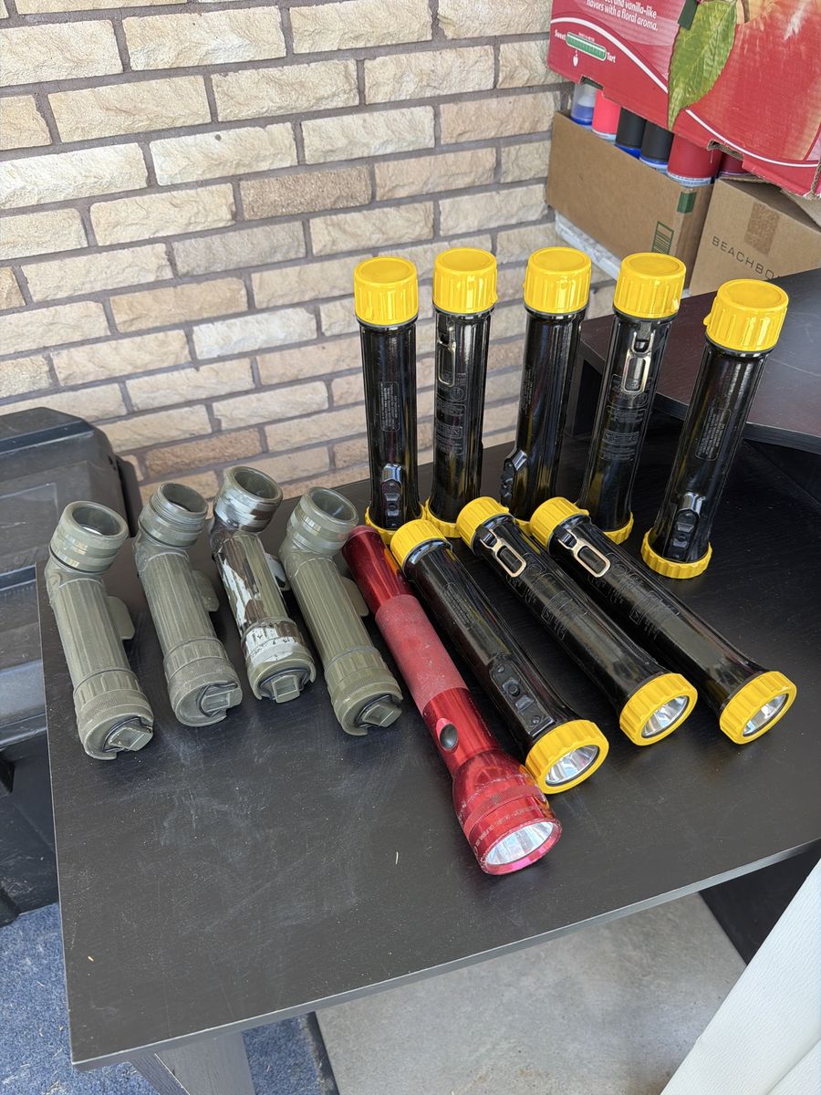 Lot of 13 Flashlights: 4 Military-Style Angle Head, 8 Black Yellow, 1 Red maglite