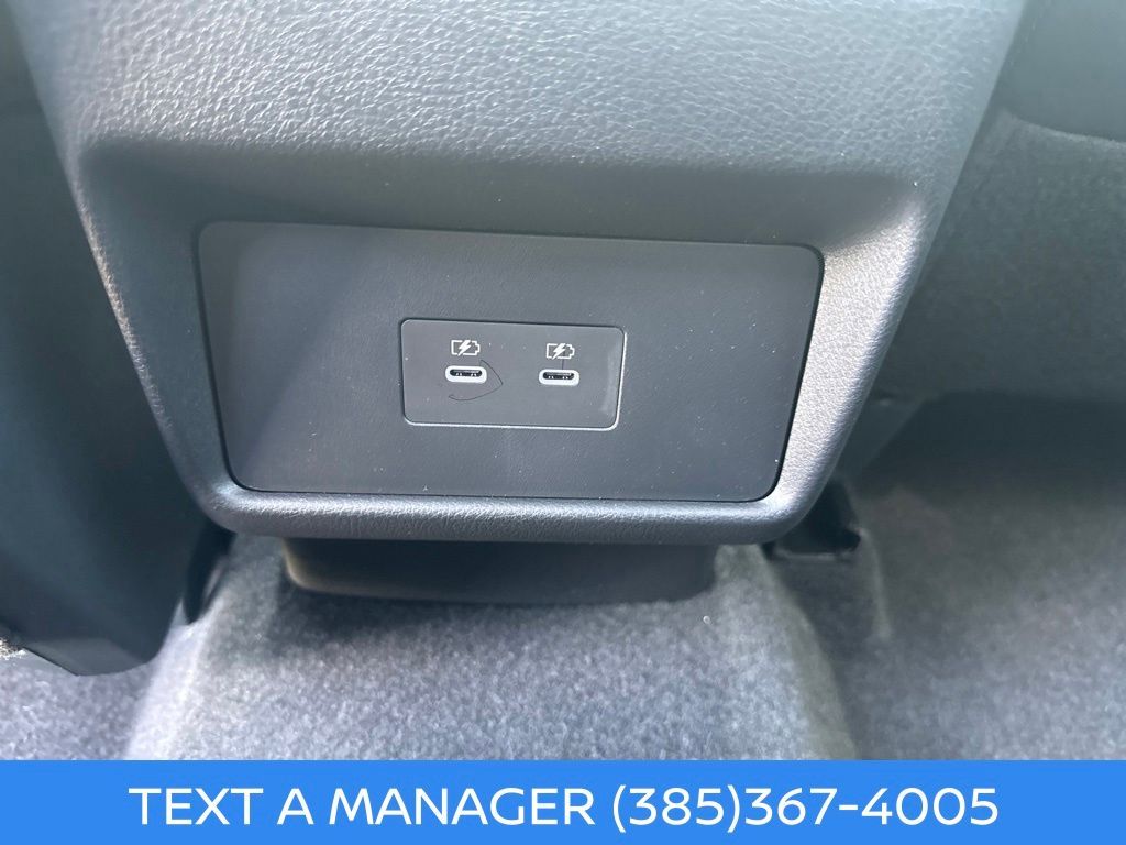 Main image 19