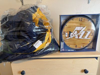 Jazz Clock and/or Comforter