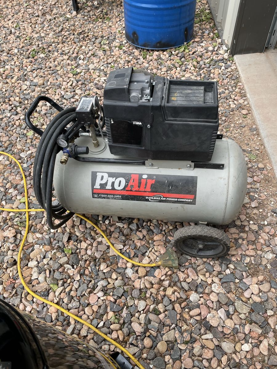 ProAir 20 gallon tank air compressor