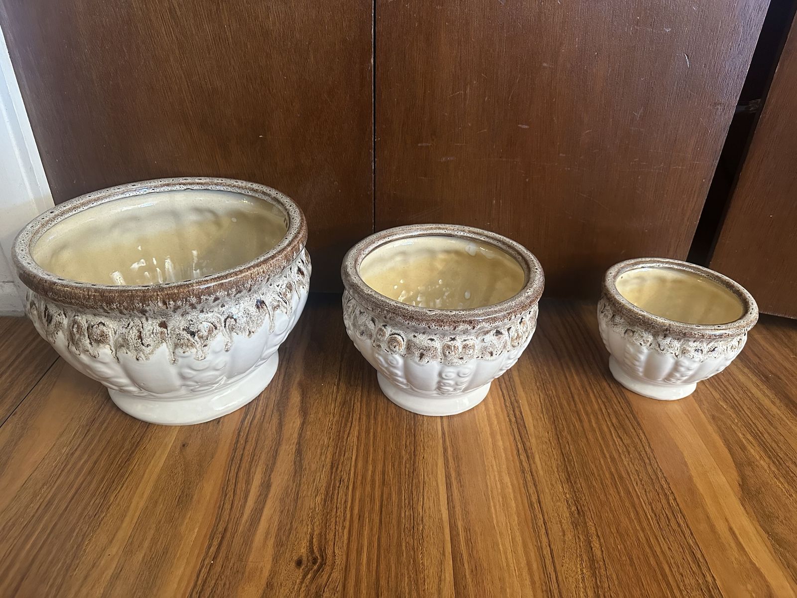 Ceramic plant pots - in perfect condition