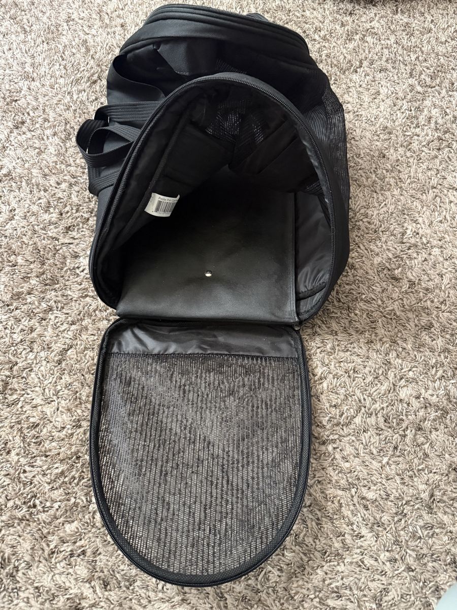 As-IS Bergam black small pet travel carrier airpor