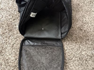 As-IS Bergam black small pet travel carrier airpor