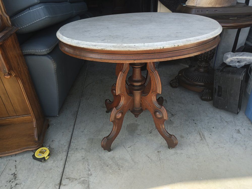 marble oval table