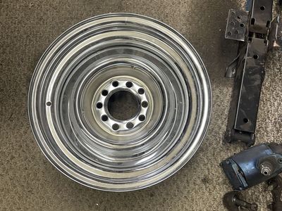 15X7 chrome rim
