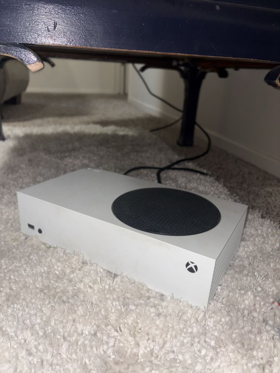 Microsoft Xbox Series S Console - White with Turtle Beach Gaming Headset