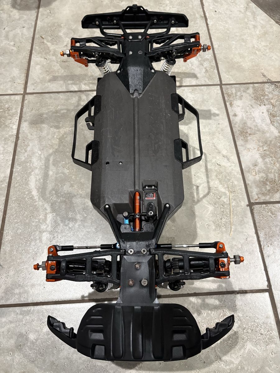 Main image 6